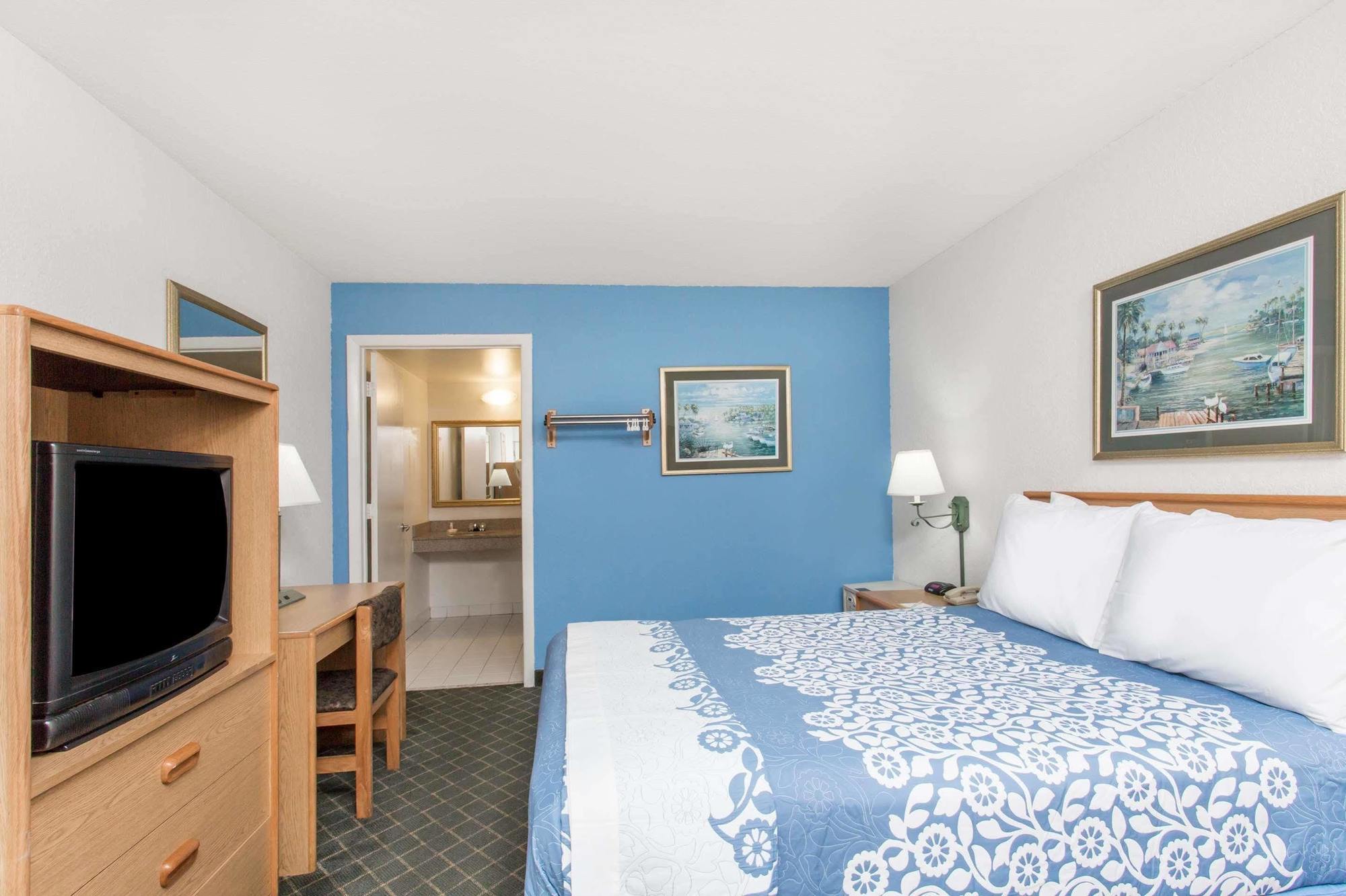 Days Inn By Wyndham West Palm Beach Exterior photo